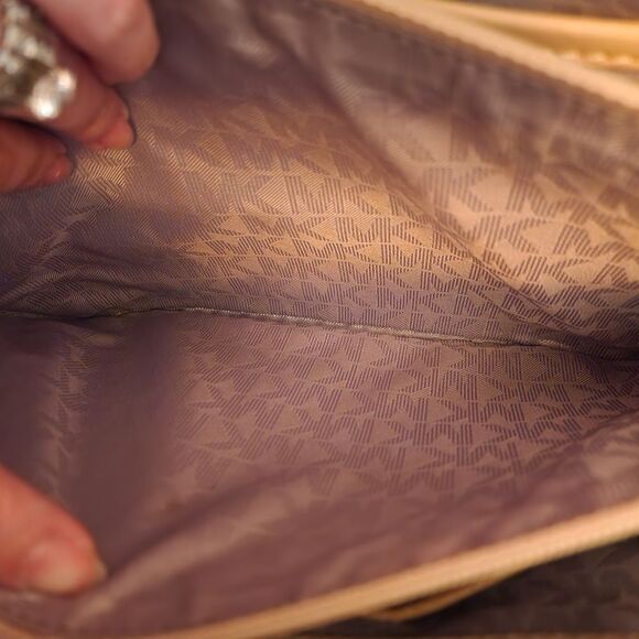 Michael Kors Patent Logo Monogram Tote Bag - Picture 9 of 9